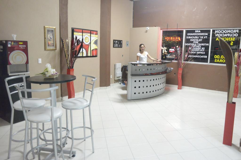Hotel Plaza Providencia Ixtapa  Exterior photo
